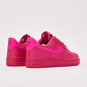 Hot Pink Air Force 1’s🔥🔥🔥